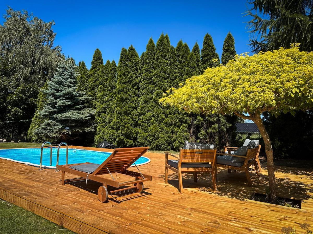 Apartamenty 72 - Agroturystyka Wola Pekoszewska Екстер'єр фото